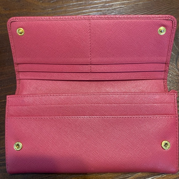 PRADA Saffino leather long wallet. Pink bow π - Picture 4 of 9